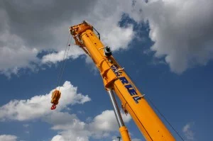 Belettering mast hijskraan van Riel