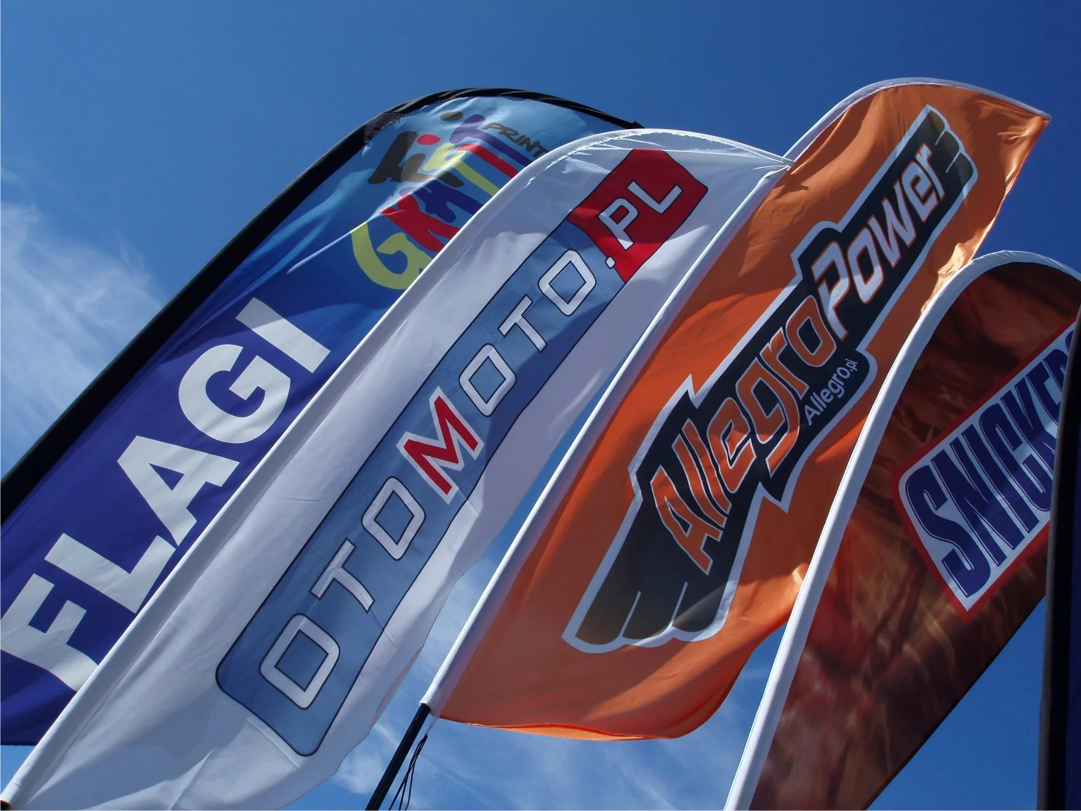 sign stickers vlaggen beachflag freestekst gevelreclame frames spandoeken spandoek