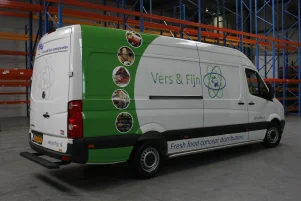 vers-en-fijn-mercedes-sprinter-bus-belettering