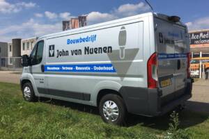john-van-nuenen-bouwbedrijf-bedrijfswagen