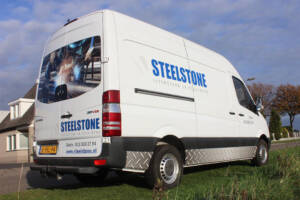steelstone-Bedrijfswagen-Belettering